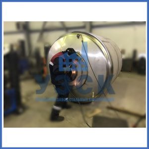 Купить ёмкости и баки из нержавеющей стали от завода УЗСК в Казани